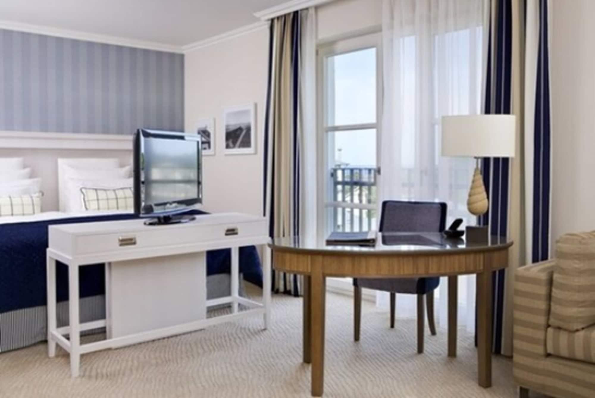Steigenberger Grandhotel & Spa Heringsdorf מראה חיצוני תמונה A room at the hotel