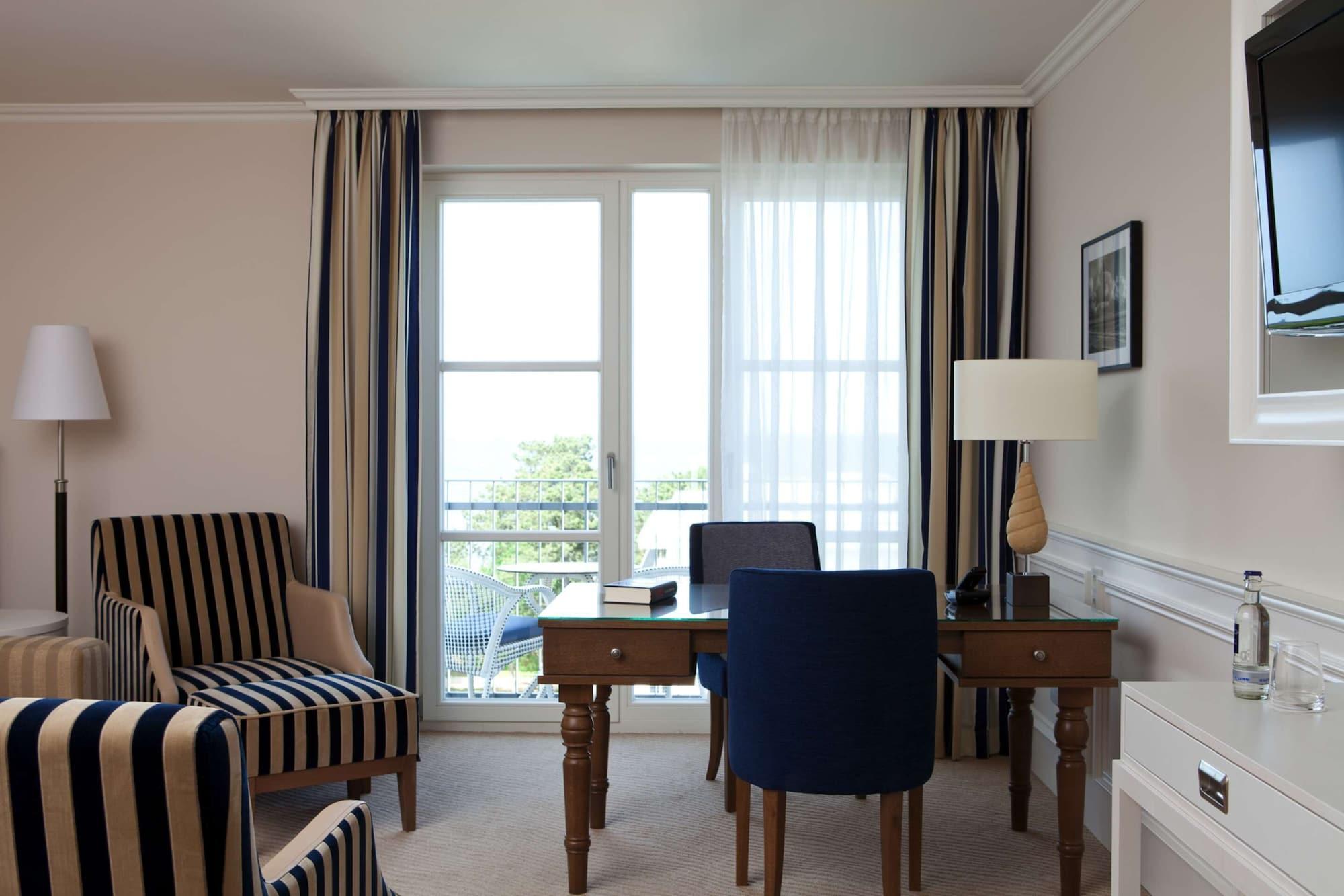 Steigenberger Grandhotel & Spa Heringsdorf מראה חיצוני תמונה A room at the Hotel Axelmannstein